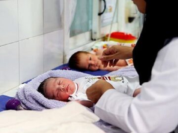 بیمه رایگان برای مادران باردار فاقد بیمه